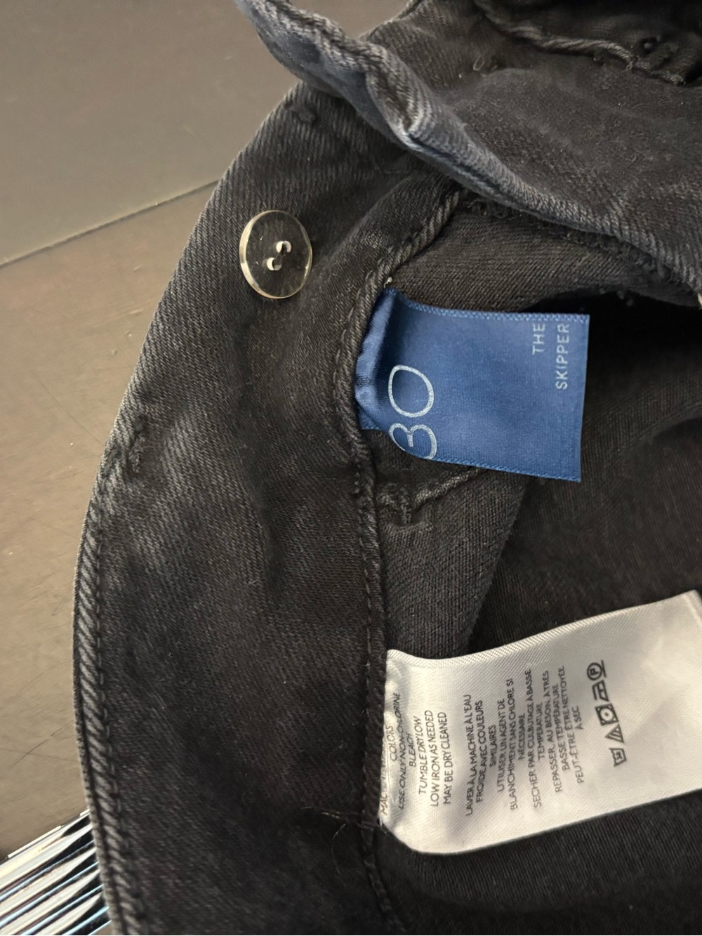 Pilcro the Skipper Anthropologie High-Rise Wide Leg Jeans in light black - Picture 6 of 7